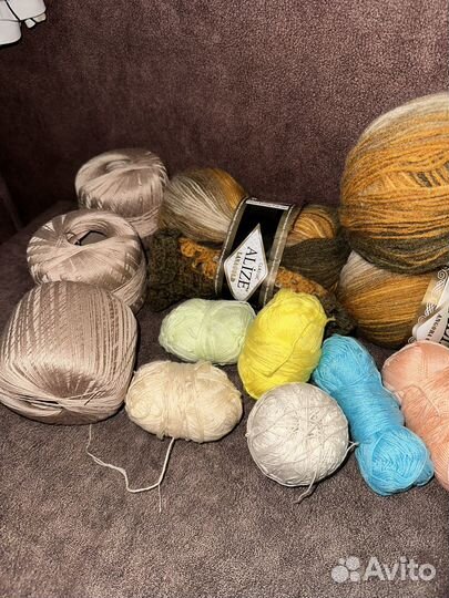 Пряжа и заготовки для вязания