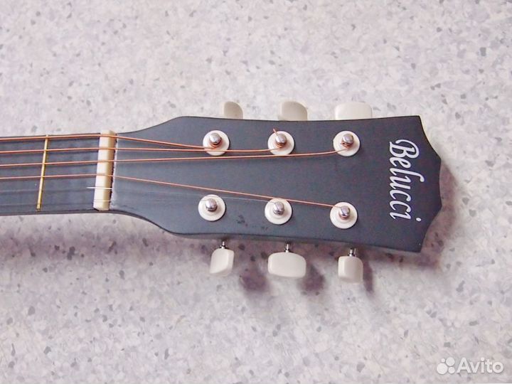 Гитара акустическая черная