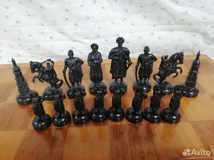 Шахматы СССР сувенирные подарочные «Казаки»