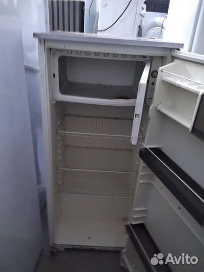 Холодильник бу маленький