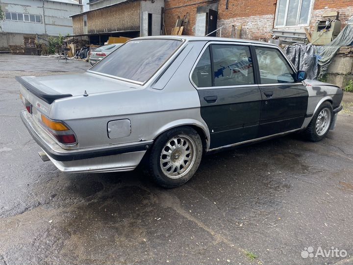 Е28 на запчасти