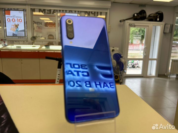Смартфон Xiaomi Mi 9 SE 6/128 (Ленина 23)