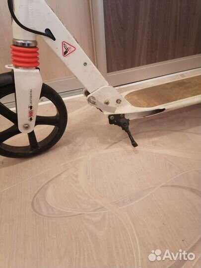 Самокат подростковый двухколесный б/у. AnneLawson