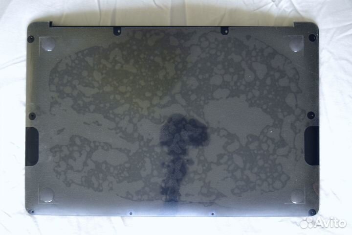 Нижняя часть поддон для Asus UX550GE