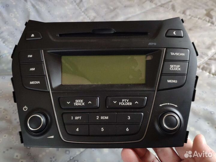 Штатная могнитола Hyundai Santa Fe AM104dmee