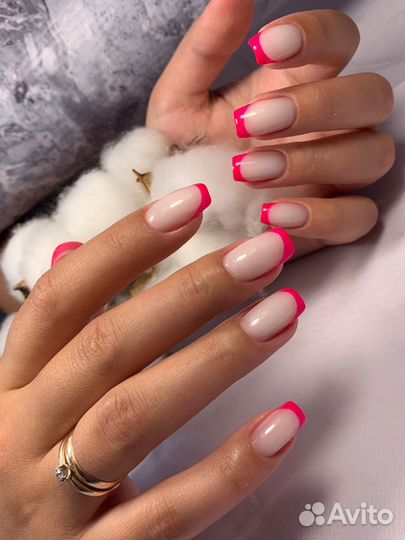 Маникюр / наращивание ногтей