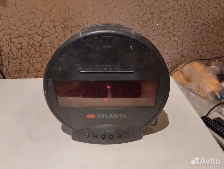 Часы электронные настольные