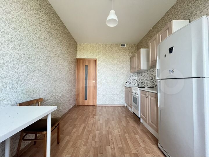 1-к. квартира, 40 м², 7/15 эт.