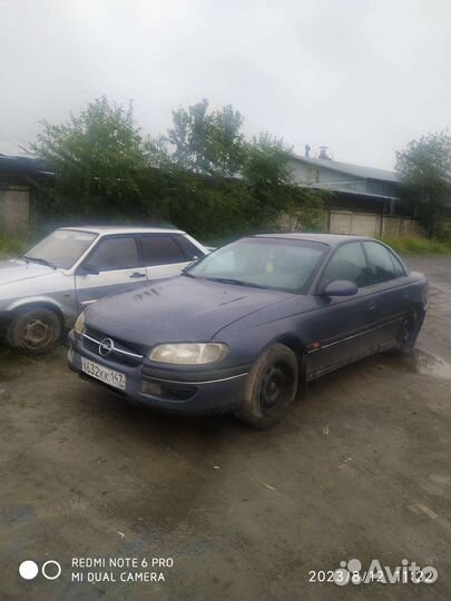 Opel omega B 2.0