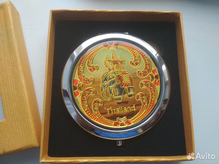 Зеркало карманное новое в упаковке из Тайланда