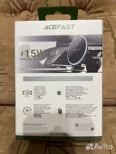 Автомобильный держатель для телефона с зарядкой