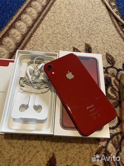iPhone Xr, 64 ГБ