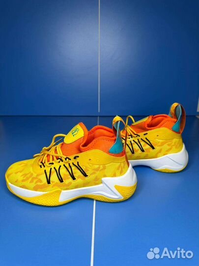 Кроссовки для баскетбола