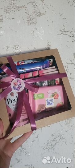 Подарок на 8 марта