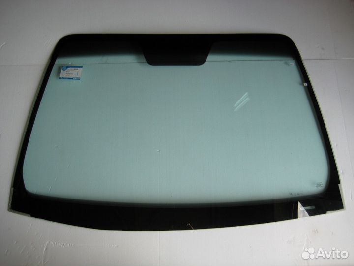 Лобовое стекло Kia Carens Киа Каренс 2006-гв