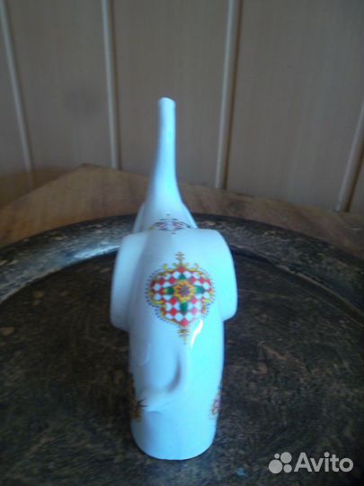 Фарфоровый Слоненок