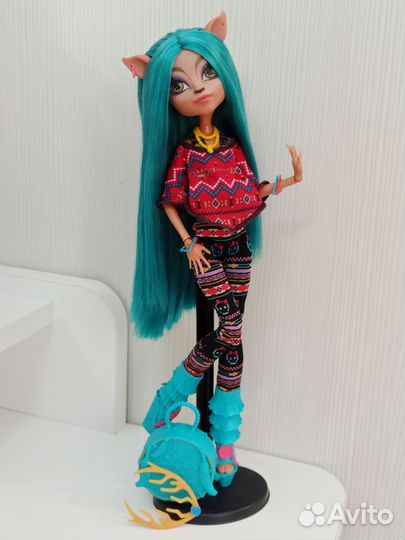Кукла Монстер Хай Изи Даундэнсер