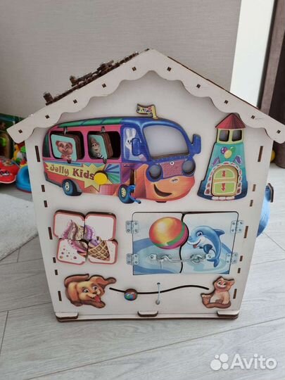 Бизиборд домик со светом большой