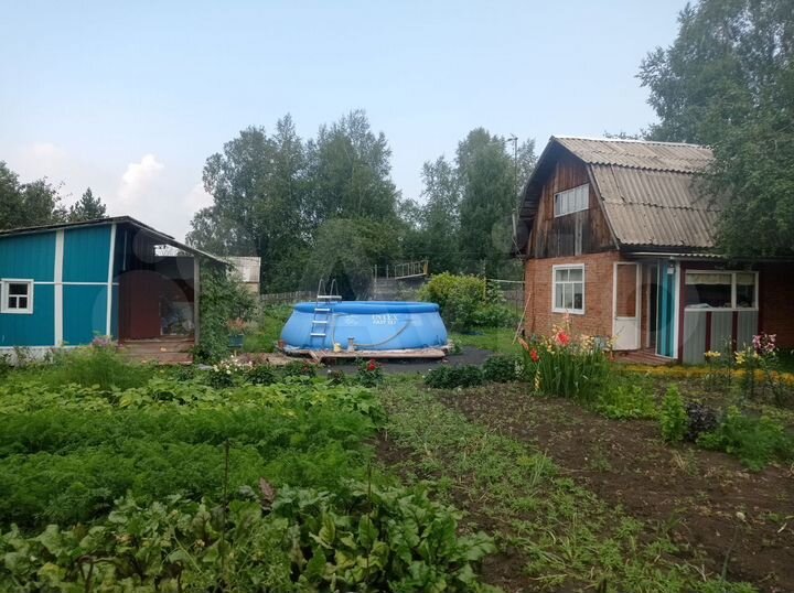 Дача 40 м² на участке 10 сот.