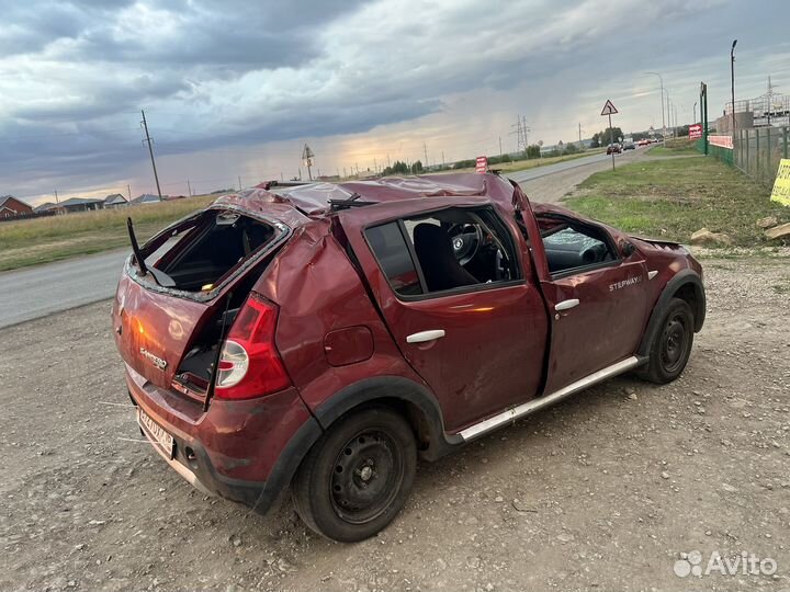 Renault sandero stepway по болтам 2012 г