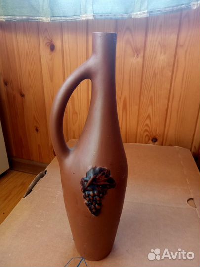 Глиняный кувшин
