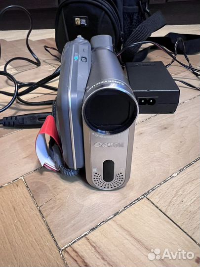Видеокамера canon dc 10 E