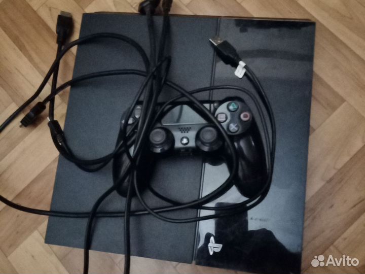 Sony playstation 4,20 игр,1 джой, 500 гиг