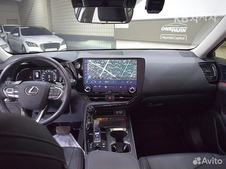 Lexus NX 2.5 AT, 2022, 40 000 км