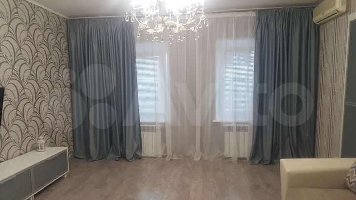 3-к. квартира, 72,5 м², 1/1 эт.