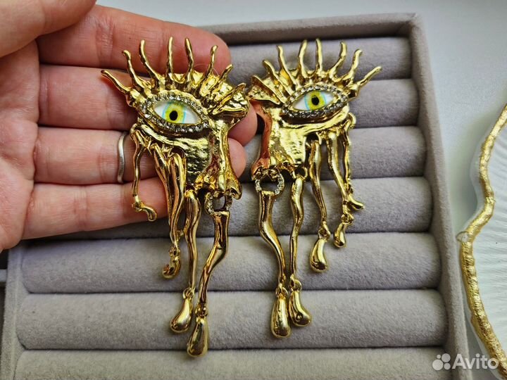 Серьги Schiaparelli style