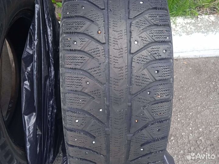 Bridgestone Ice Cruiser 7000 195/65 R15