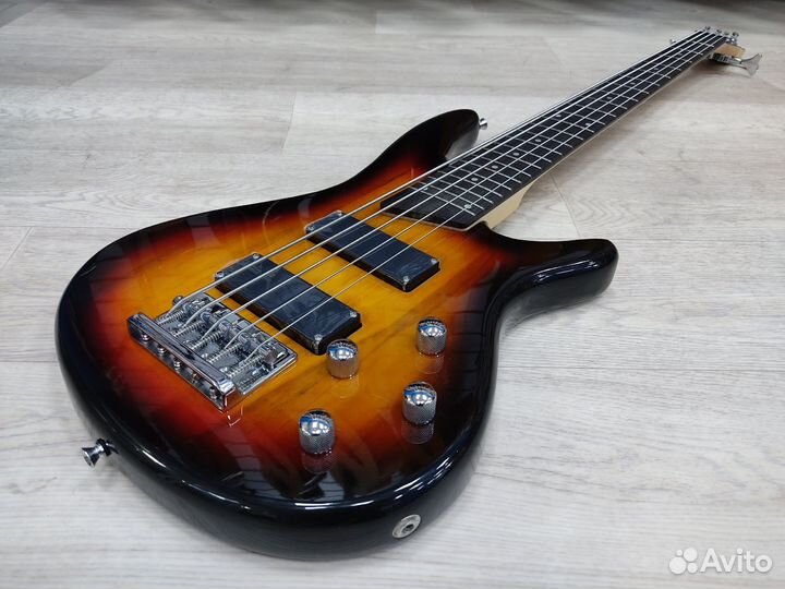 Бас гитара Smiger