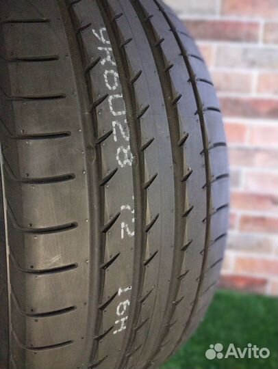 Yokohama Advan Sport V105S 245/45 R18 и 275/40 R18 99Y