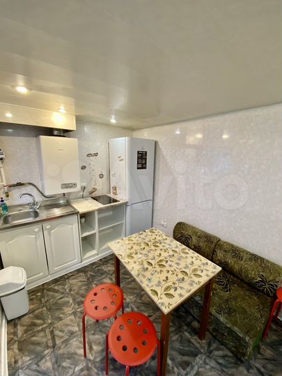 Комната 16 м² в 3-к., 2/2 эт.