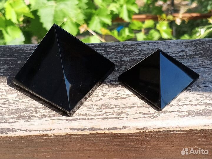 Пирамиды в ассортименте