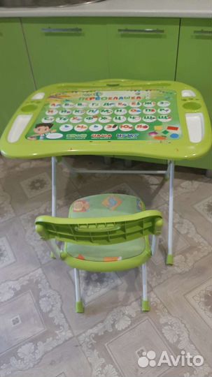 Детский стол и стул