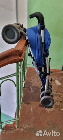 Прогулочная коляска трость chicco