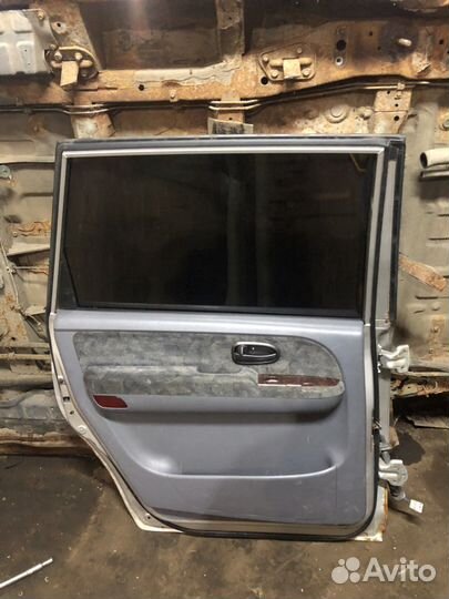 Дверь задняя левая Hyundai Trajet