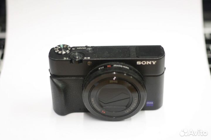 Sony RX100 Mark III на запчасти или ремонта