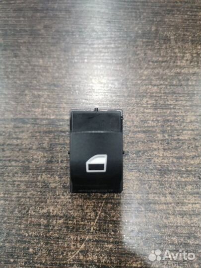 Выключатель стеклоподъемника Bmw 5-Series F11 3.0