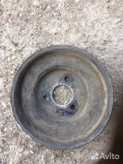 Шкив насоса гура Bmw E34