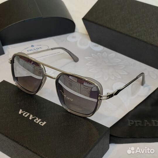 Солнцезащитные очки prada