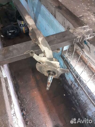 Балка передняя для Мерседес Т1(1985-1994) года