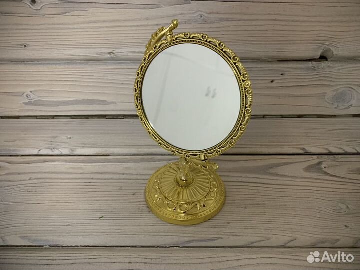 Зеркало настольное