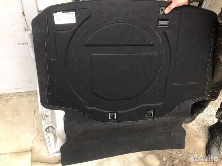 Коврик для багажника Mercedes W204 седан