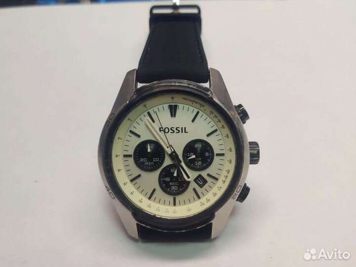 Часы Fossil б/у