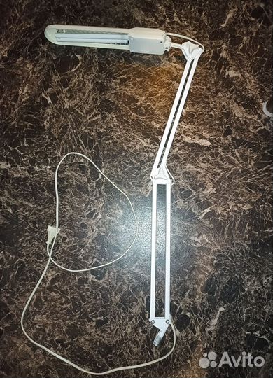 Лампа настольная