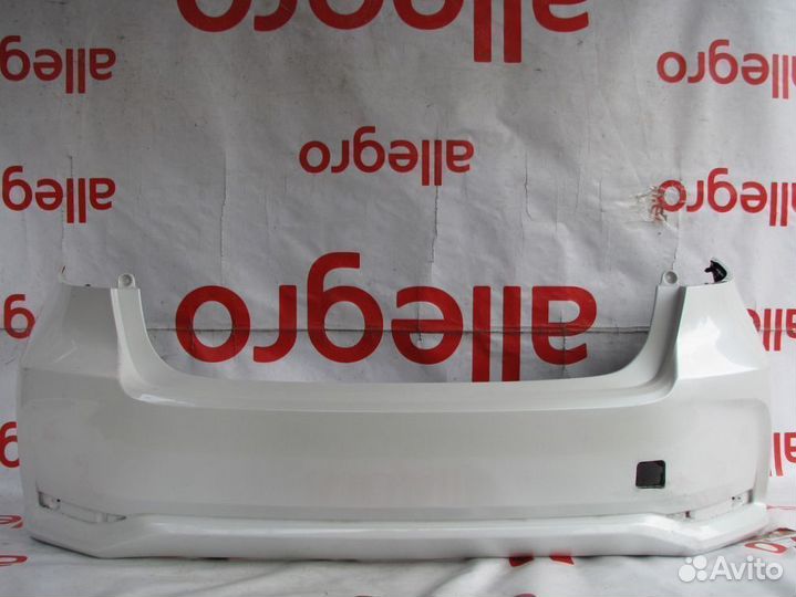 Toyota Corolla 210 бампер задний белый 2018+