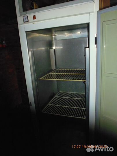 Морозильник бьем 700 л