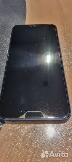 HONOR 10, 4/64 ГБ